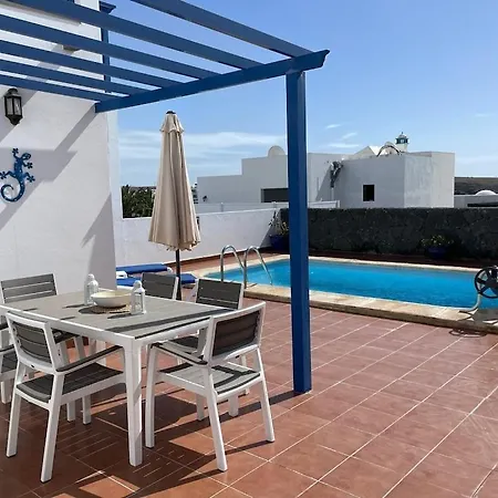 빌라 Close To Marina Rubicon With Great Views 플라야블랑카